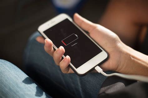 What kills iPhone battery fast?